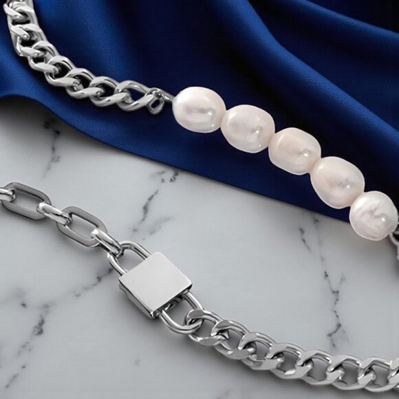 ποΈPadlock Freshwater Pearl 18K White Gold Plated Stainless Steel Necklace - Picture 3 of 15